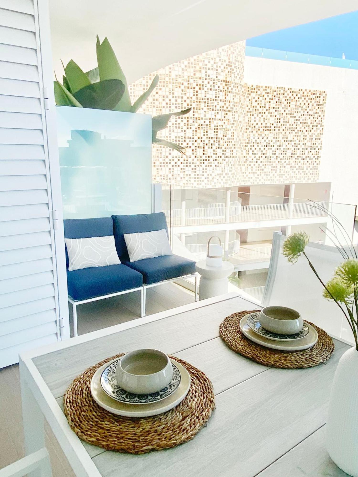 Fantastic Apartment In The Wave Just Steps From Carvajal Beach - Pool And Free Parking Fuengirola Ngoại thất bức ảnh
